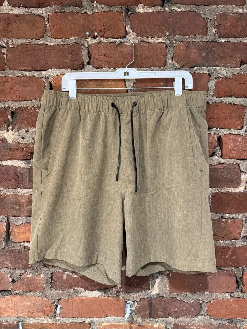 Eddie Bauer lightweight athletic